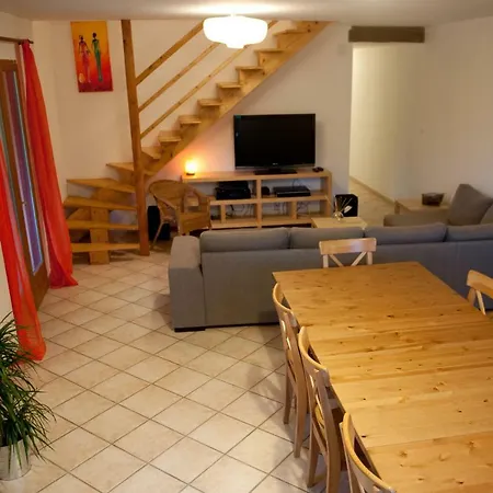 L Aousiere 4* Entrepierres